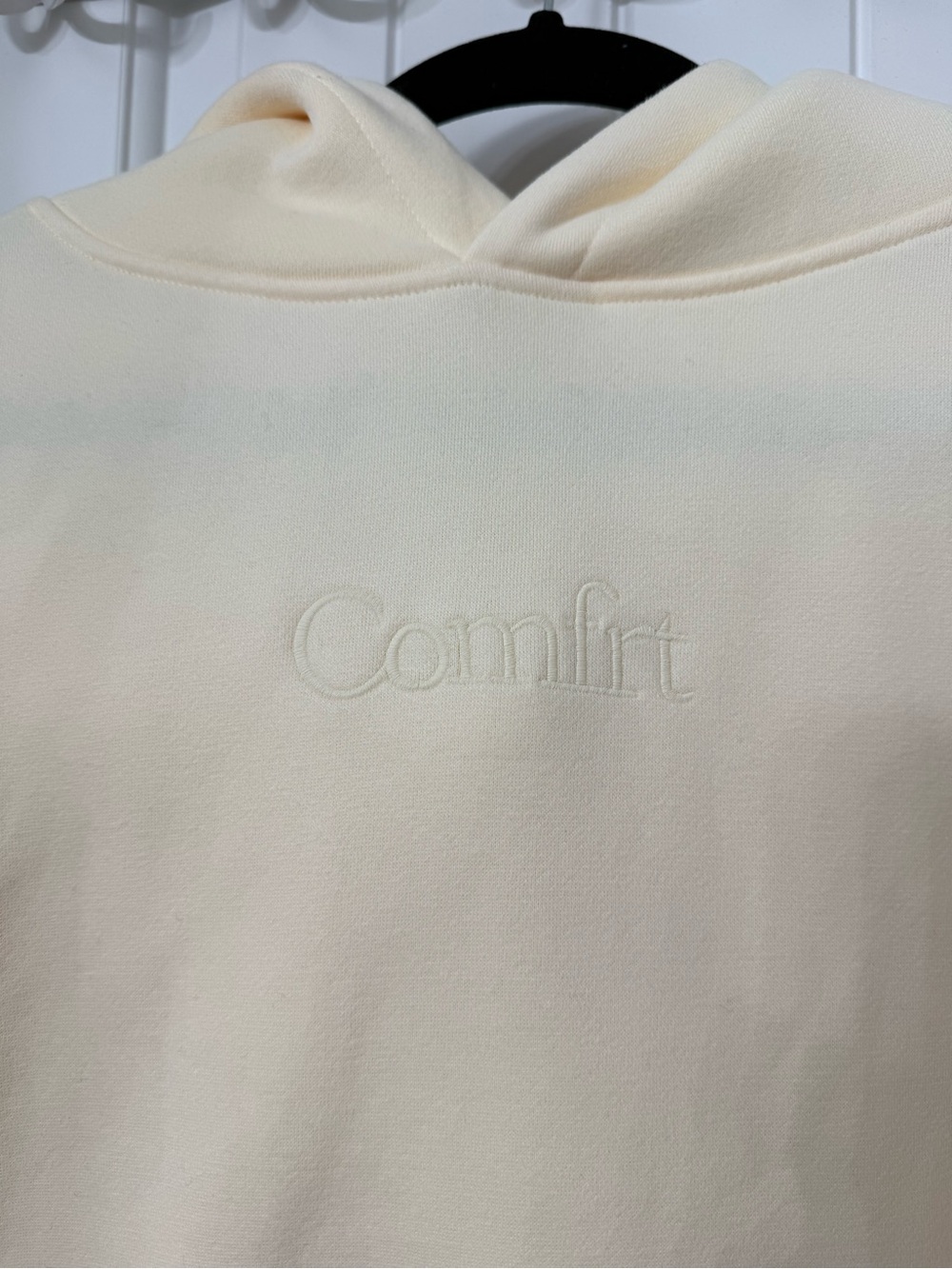 Comfrt signature hoodie in color butter - Picture 2 of 4